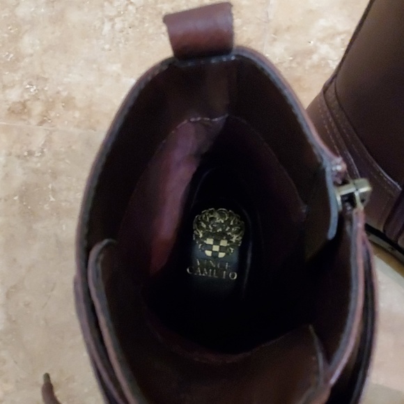 Boots - Picture 3 of 4